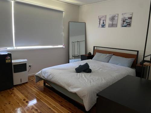 Marsfield House | Marsfield-Queen-MacUni-MacCentre-Bus-Woolworth