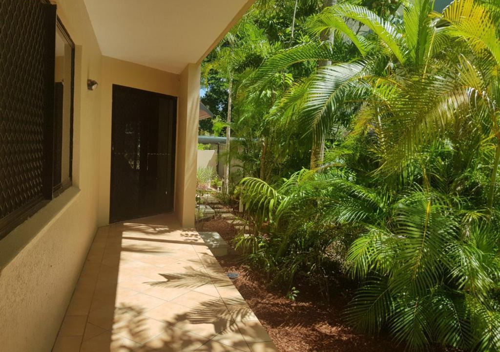 Yorkeys Knob Apartment | Mediterranean Beachfront Apartments