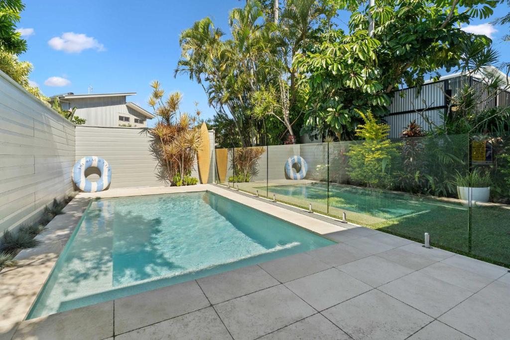 Miami House | Miami Beach House - Pool Sauna Games - Sleeps 12
