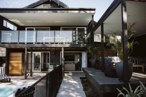 Milton House | Midnight at Milton
