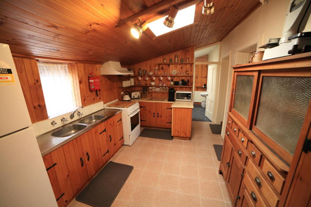 Burra House | Miss Mabel Cottage
