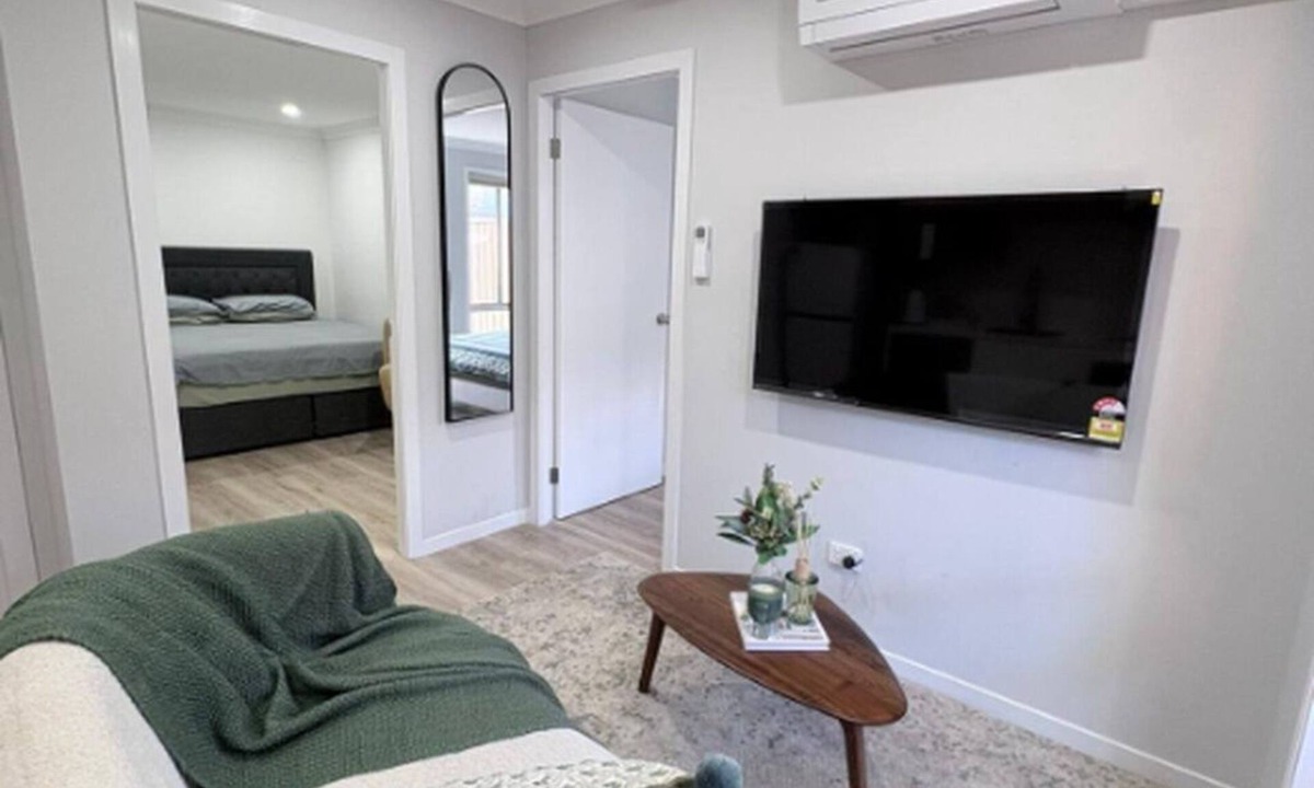 Kellyville Ridge House | Modern 2BR Granny w Outdoor Near Stanhope Leisure