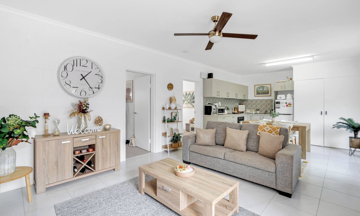 Bungalow Apartment | Modern Apartment complete, Close to Amenities Free Wifi