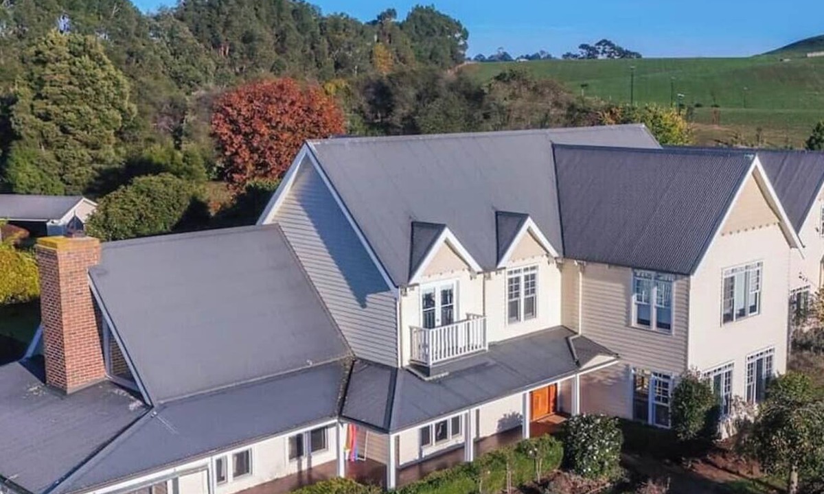 Warragul House | Modern country escape @ Kinstead Mansion