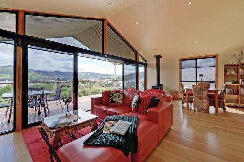 Gardners Bay Apartment | Moon River Retreat