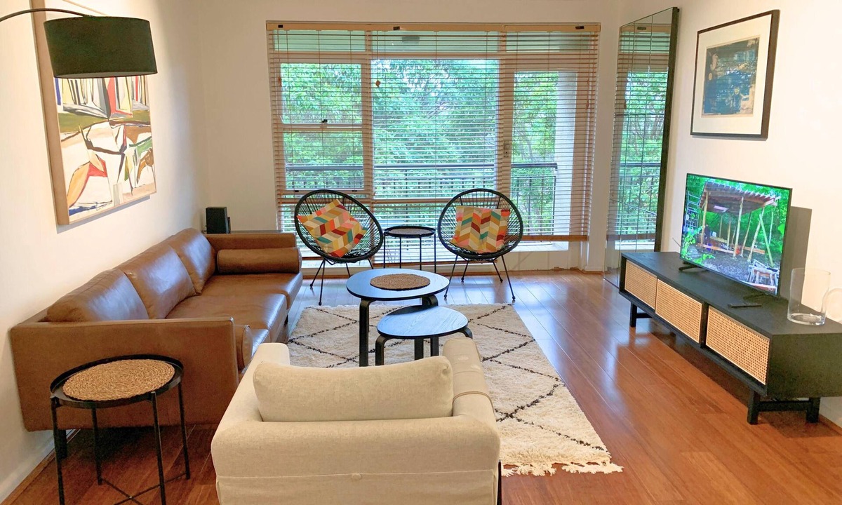 Mosman Apartment | Mosman - SHAD1 - Shadforth Street - Top-Floor 1BR with Leafy Views Balcony in Quiet Mosman Street Near Ferry Village