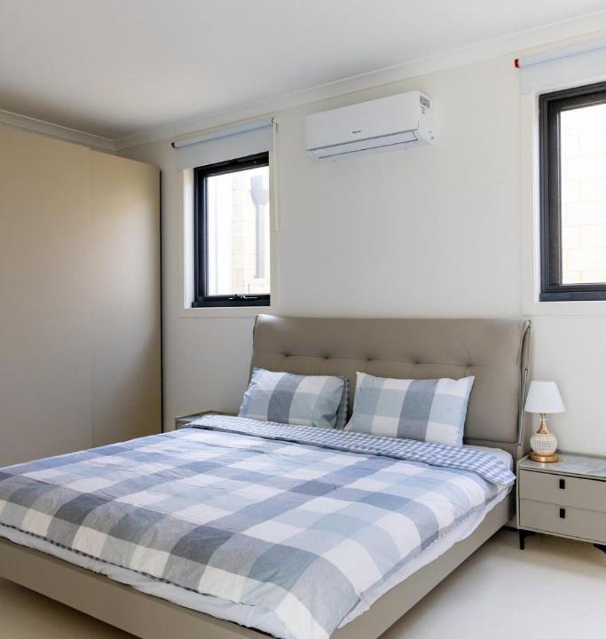 Mandurah House | N1 Peaceful Haven Private Room with Ensuite