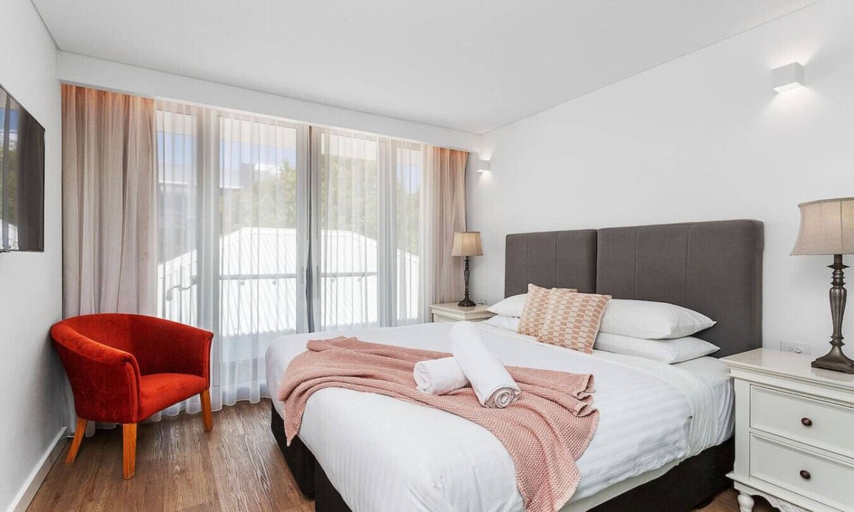 Perth Bed & Breakfast | Nest on Newcastle – E6