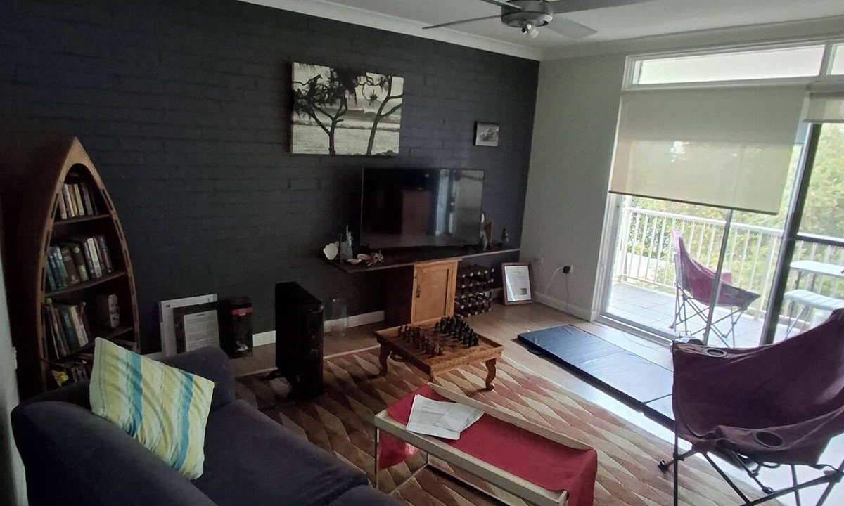 North Wollongong Apartment | New on the listings. North Beach Apartment, walk to Stuart Park or Cliff Road.