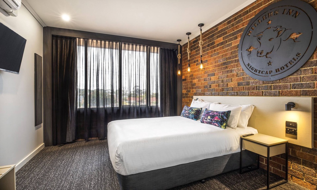 Altona North Hotel | Nightcap at Millers Inn