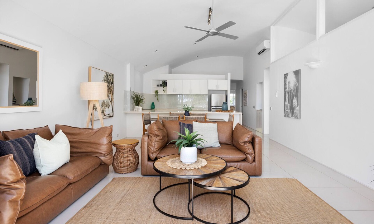 Noosaville Apartment | Noosa Outrigger Beach Resort