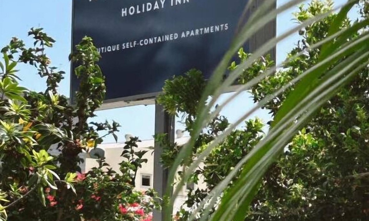 Noosa Heads Apartment | Noosa Parade Holiday Inn