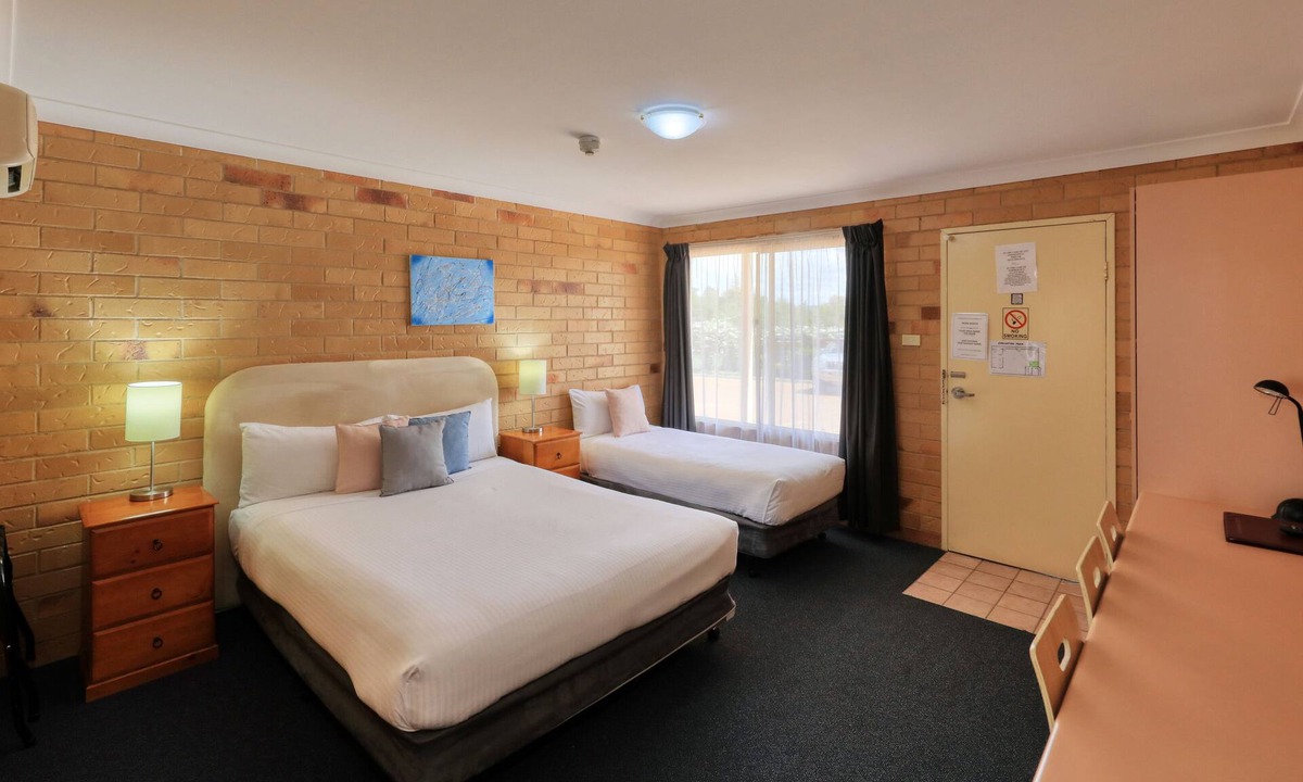 Parkes Hotel | North Parkes Motel