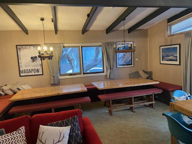 Mount Buller Cabin | Nutcracker Ski Club