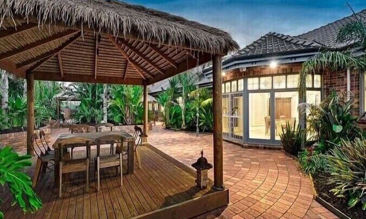 Chirnside Park House | Oak Hill Grand Country Escape with Sunset Views
