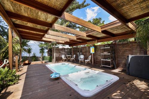 Mona Vale House | Oasis by Beach Stays