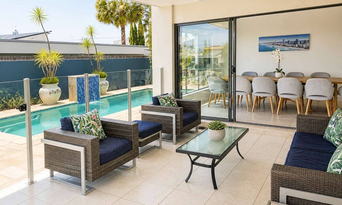 Broadbeach Waters House | Oasis by Khove