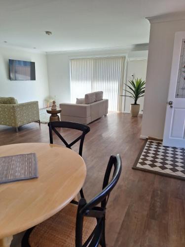 Armidale Apartment | Oasis on Marsh