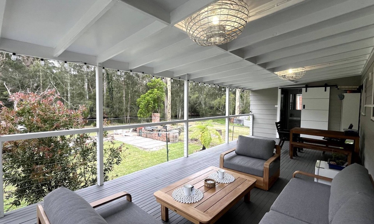 Sanctuary Point House | Oasis on The Park by Book Jervis Bay