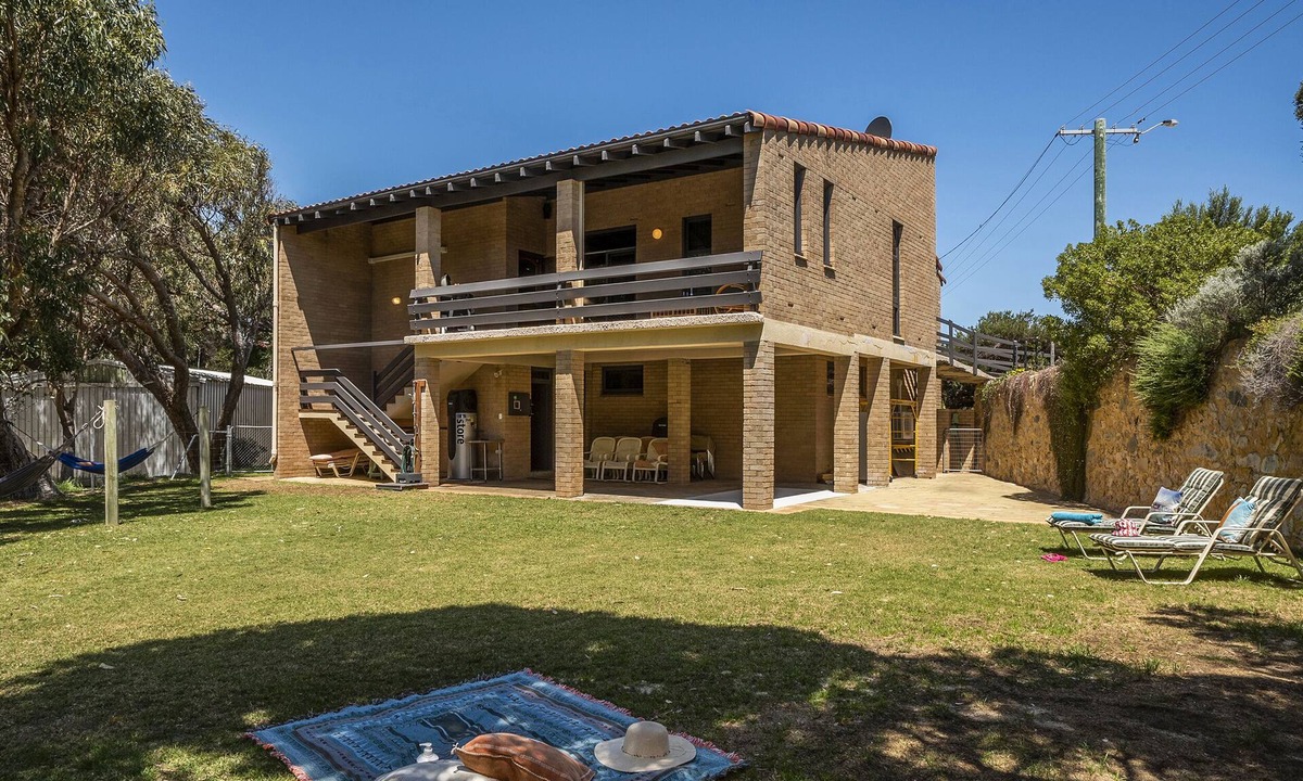 Guilderton House | Ocean Close - Spacious Beach House