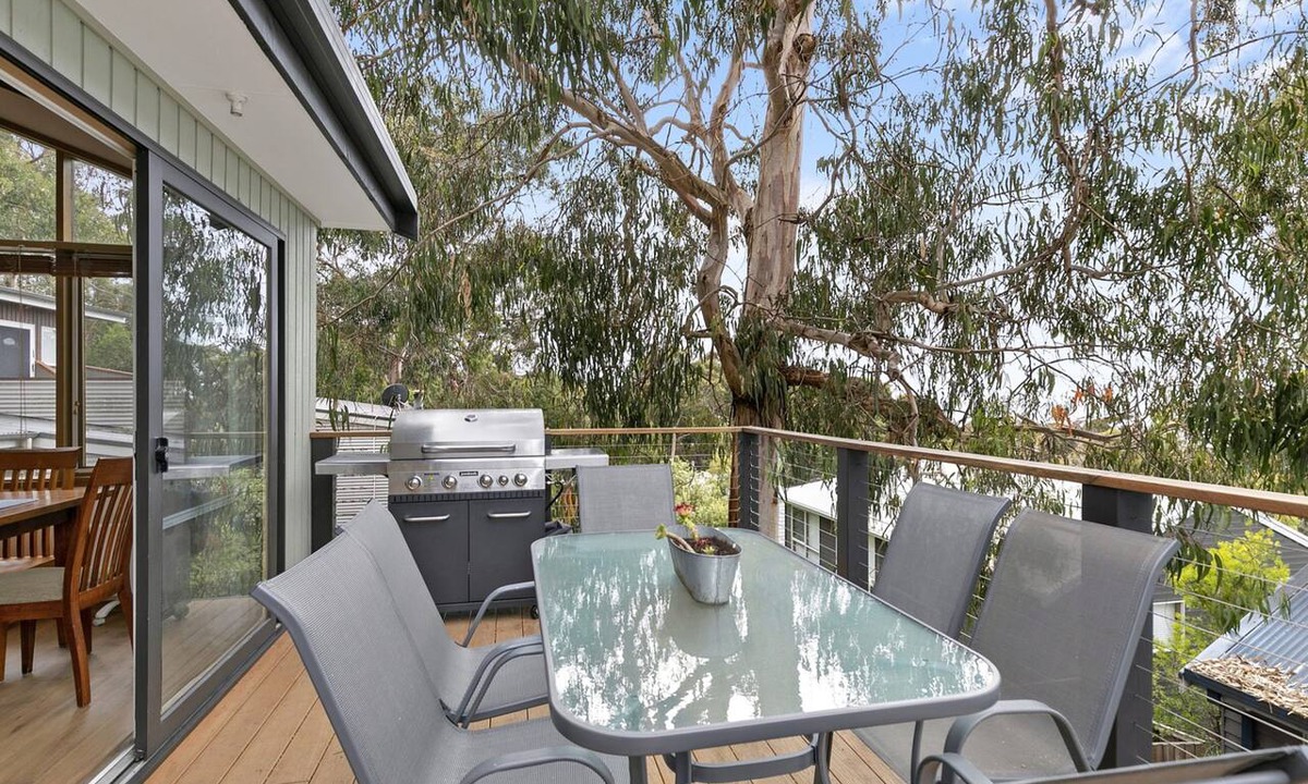Lorne House | Ocean's Course