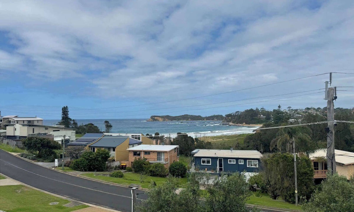 Malua Bay House | Ocean View Retreat – Spacious Coastal Escape