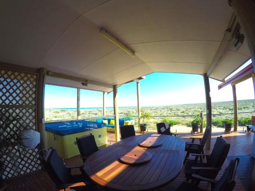 Denham Bed & Breakfast | On the Deck @ Shark Bay