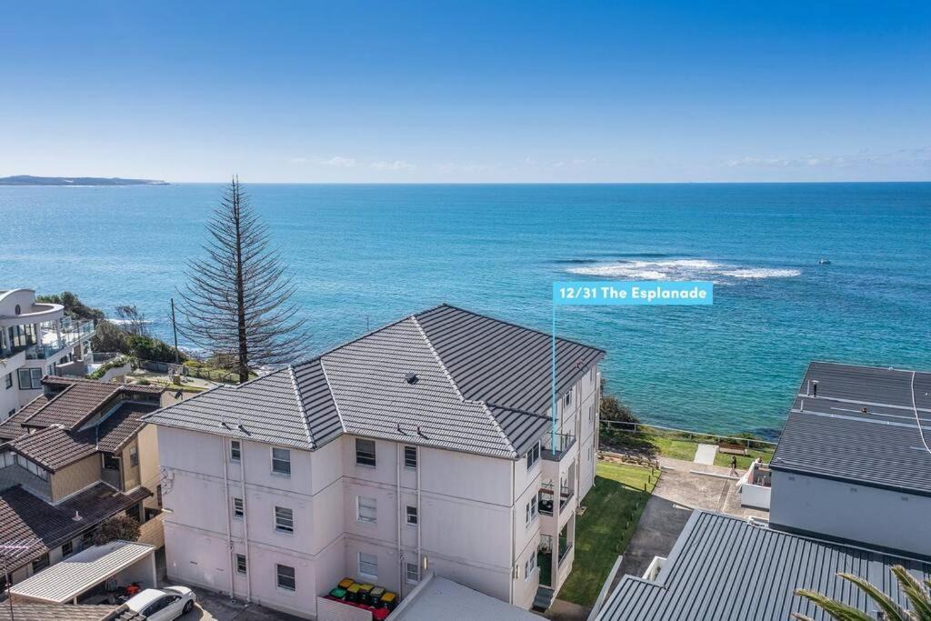 Cronulla Apartment | On The Esplanade - Close to beach & Cronulla mall with Aircon
