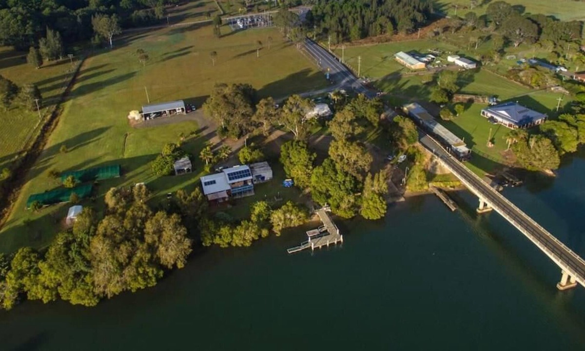 Bohnock House | Osprey's Rest Waterfront with private jetty
