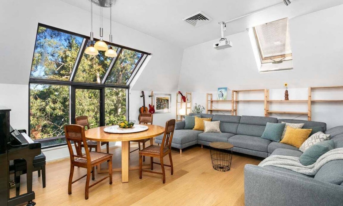 North Sydney Apartment | PAC24 - North Sydney Stylish Loft | Contemporary Finishes