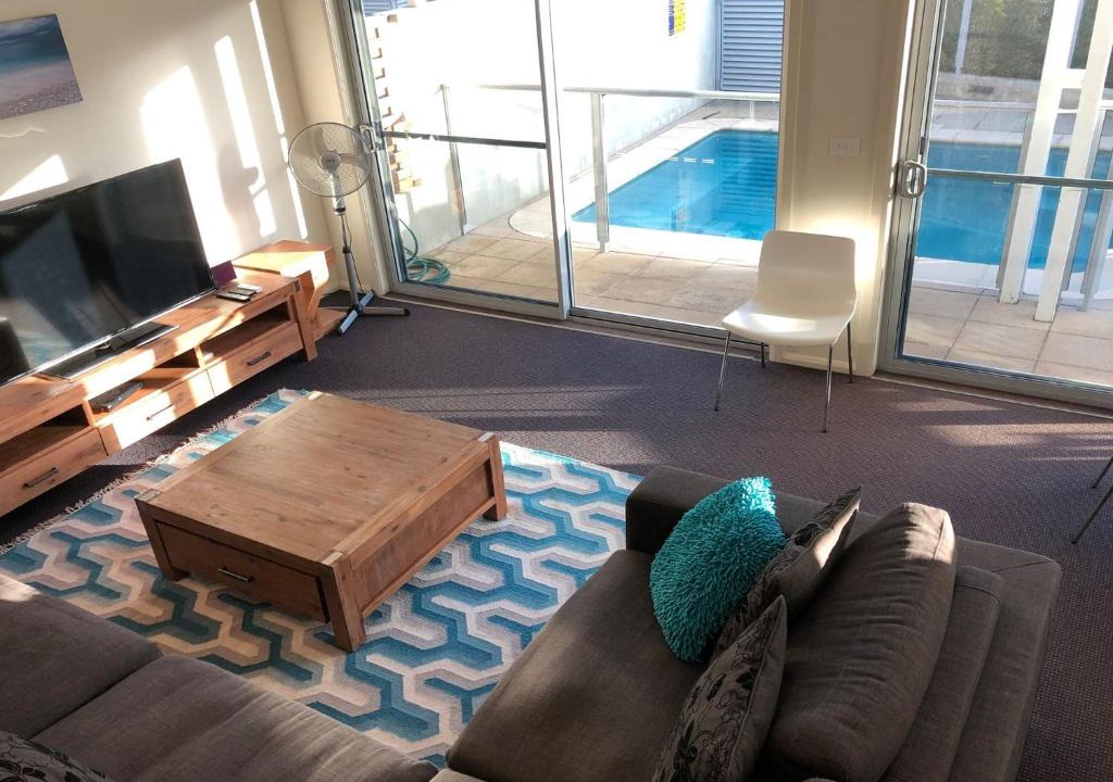 Salamander Bay House | Pacific Blue 505/265 Sandy Point Road