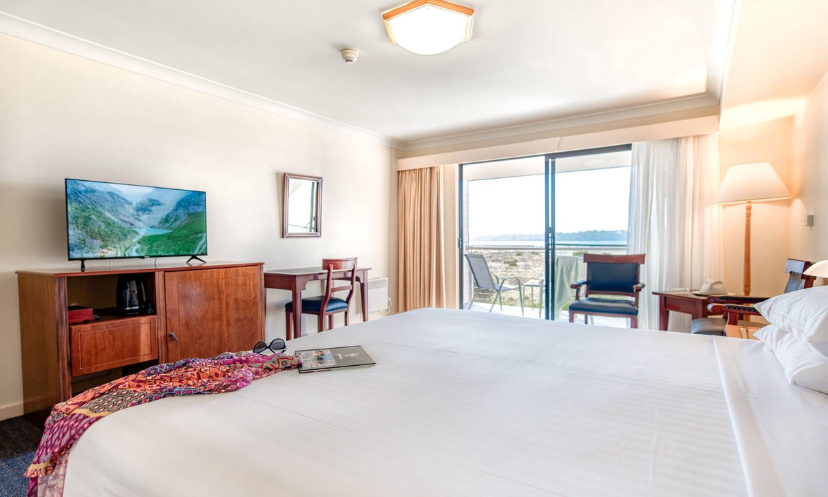 St Helens Hotel | Panorama Hotel St Helens