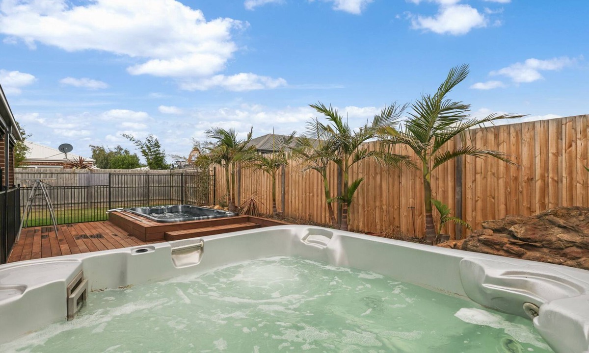 Cowes House | Paradise Point Cowes