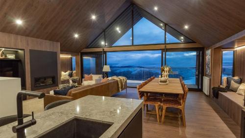 Hotham Heights Ski Chalet | Peak Chalet