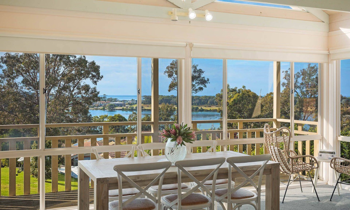 Merimbula House | Pelican Lake Holiday House (pet friendly) - 5+ nights