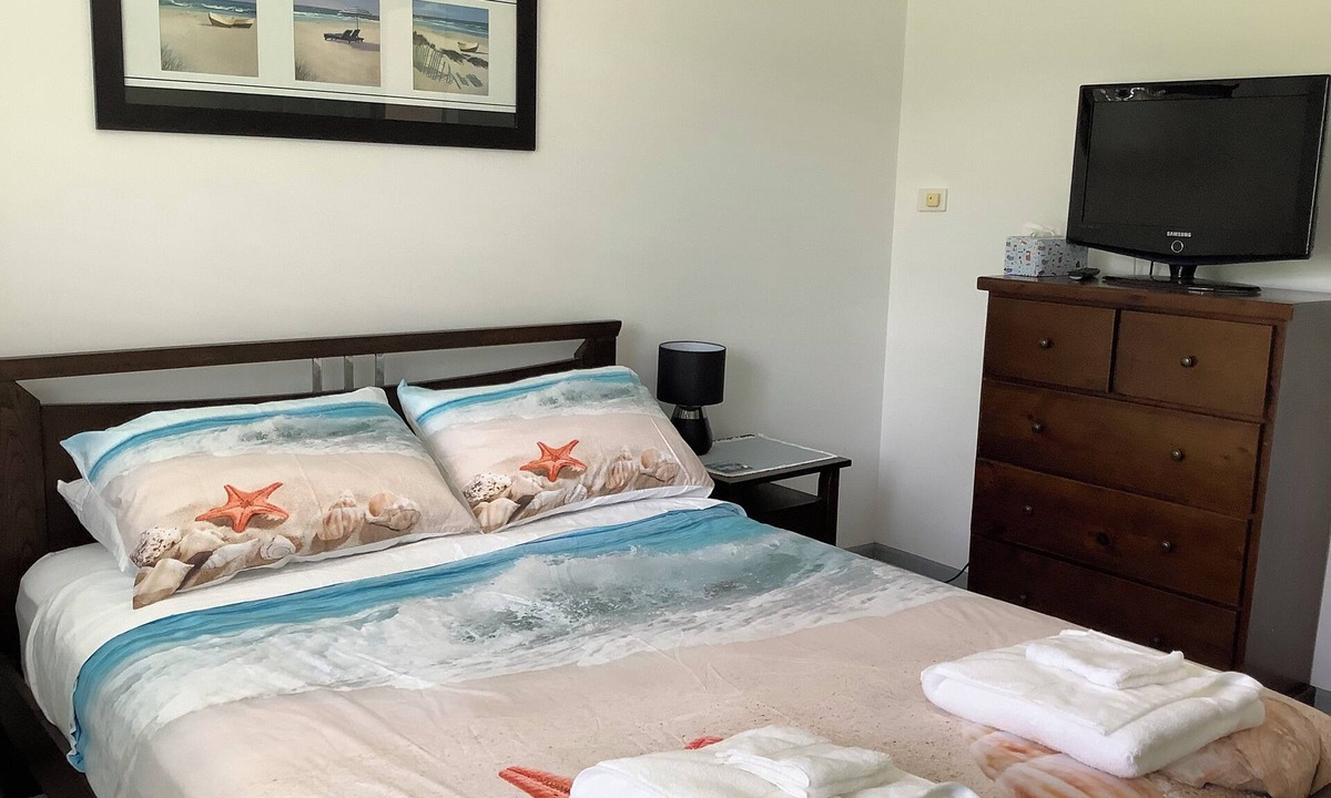 Banksia Beach Apartment | Perfect Spot/Water/Views/Stunning Sunsets/Overlooking Glass House Mountains