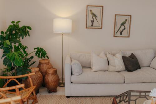 Bluff Point House | Pet Friendly Townhouse