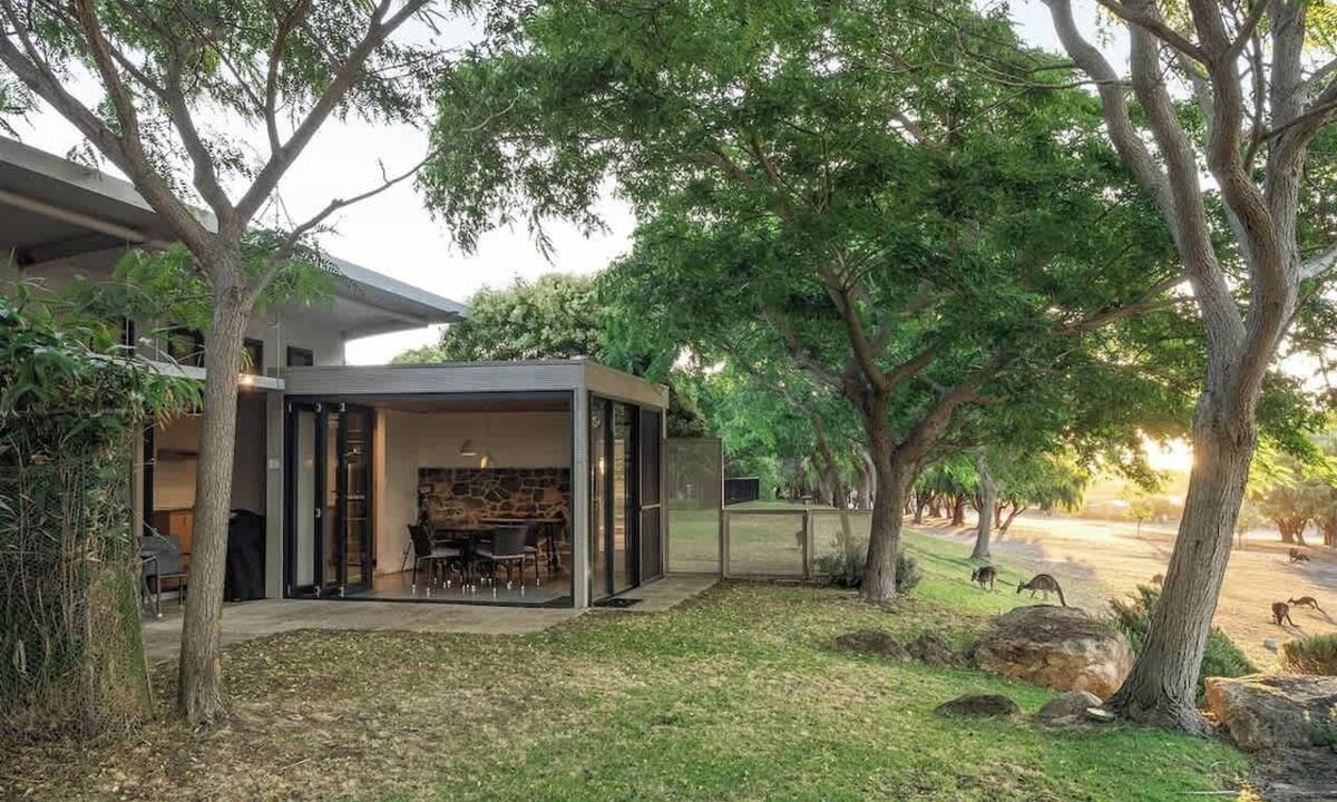 Yallingup Cabin | Petra Olive 4