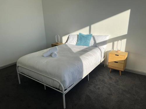 Ballarat Ski Chalet | Pickaxe and Pillow