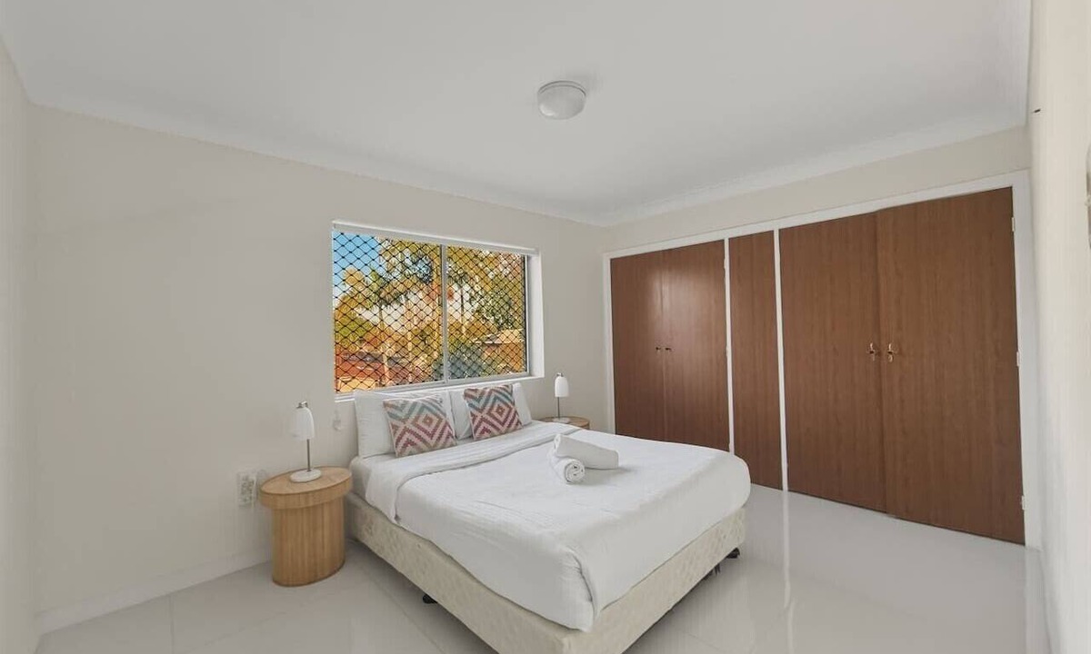 Robertson House | Practical 3BR Stay at a Great Price Well-Located
