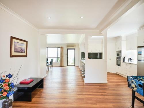 Sea Lake Villa | Private Property