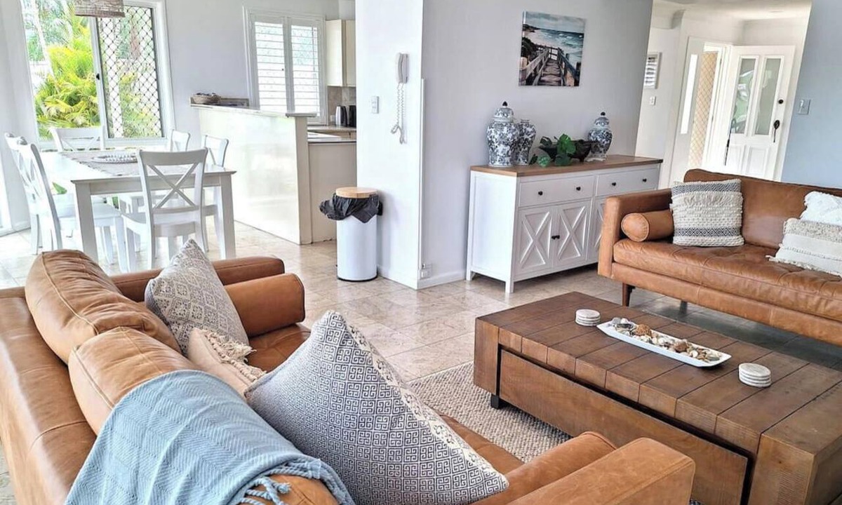 Elanora Apartment | Private Villa with 4-Bedrooms