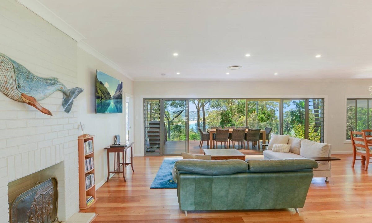 Avoca Beach House | Quails Crossing - Pool With a View