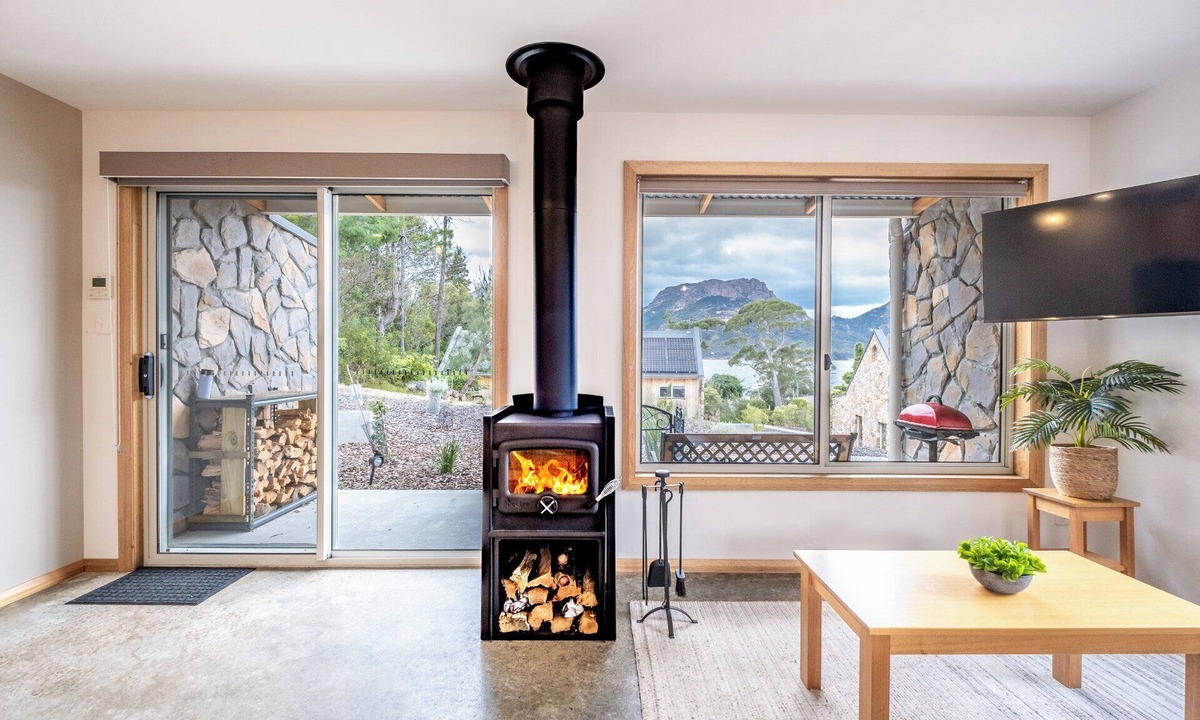 Coles Bay Apartment | Quartz (FS7) - Freycinet Holiday Houses