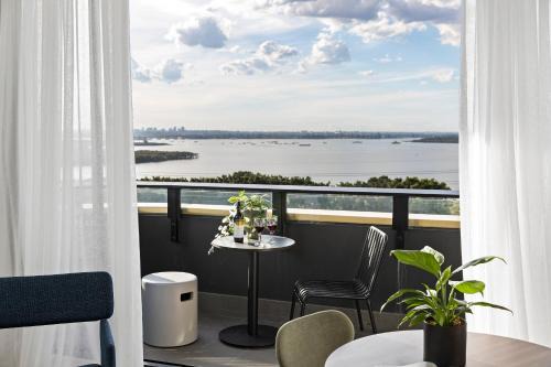 Woolooware Hotel | Quest Woolooware Bay