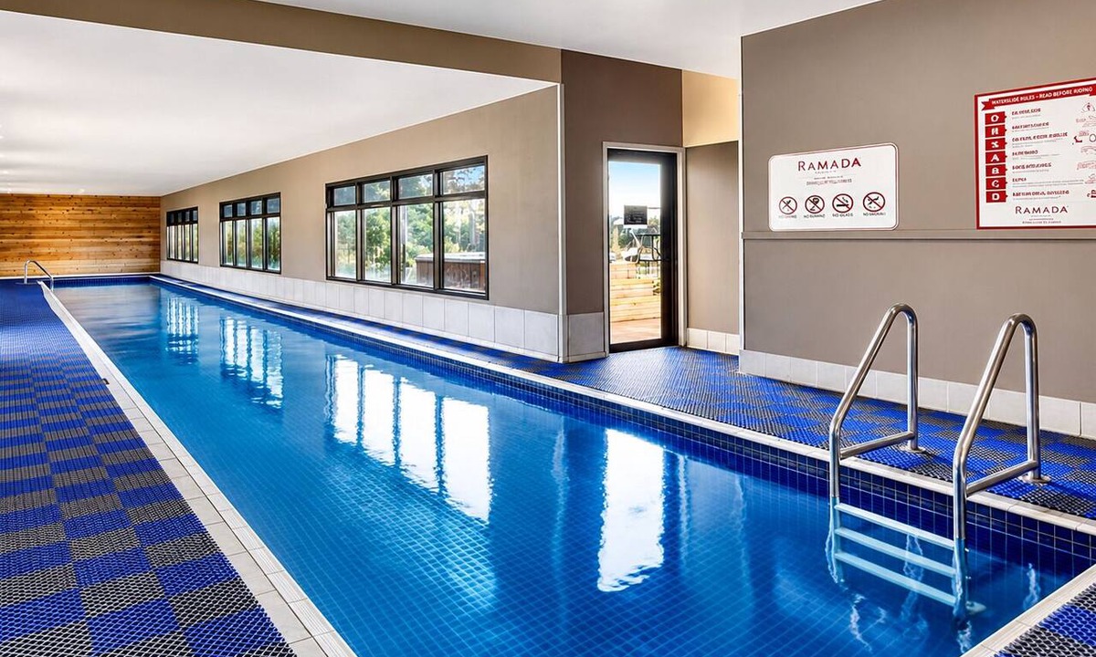 Cowes House | Ramada Resort 2 BR Villa Phillip Island Australian MotoGP weekend 22-26 October