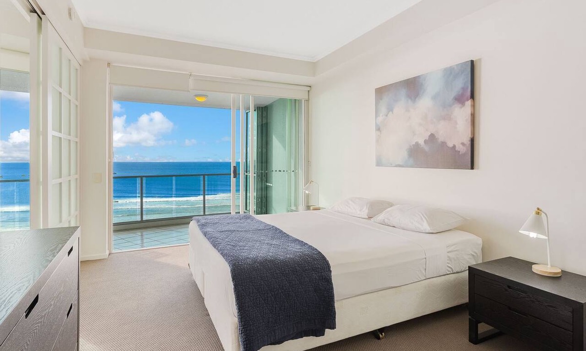 Coolangatta Apartment | Reflections On The Sea Unit 1501a On Coolangatta Beach, Ocean and Coastline views with Wi-Fi Inc.