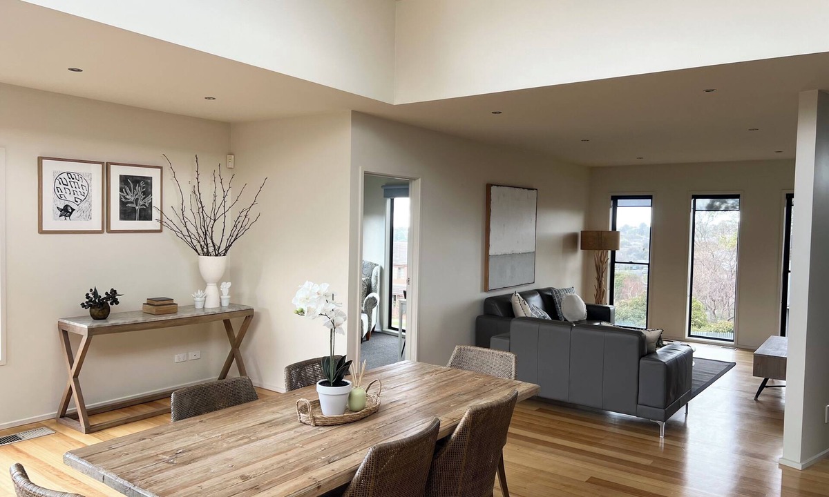 Highton House | Relaxing well-located stay in one of Geelong’s most sought-after suburbs.