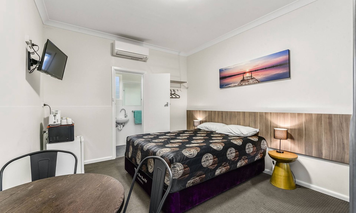 Naracoorte Hotel | Rest Motels Naracoorte