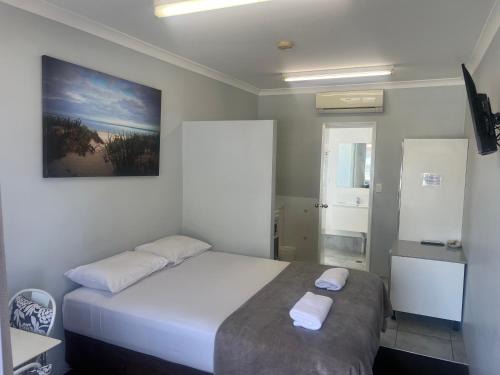 Broadwater Hotel | Restawile Motel